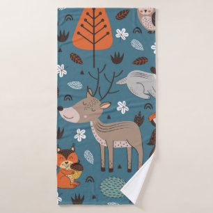 Seamless pattern with forest animals on blue backg badhanddoek