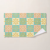 Seamless pattern with geometric floral motifs bad handdoek (Handdoek)