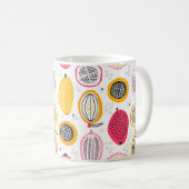 Seamless pattern with hand drawn exotic fruits. Ab Koffiemok (Voorkant rechts)