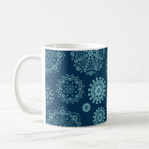 Seamless pattern with laced snowflakespattern, ara koffiemok