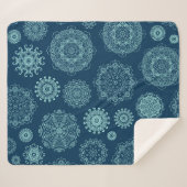 Seamless pattern with laced snowflakespattern, ara sherpa deken (Voorkant (horizontaal))