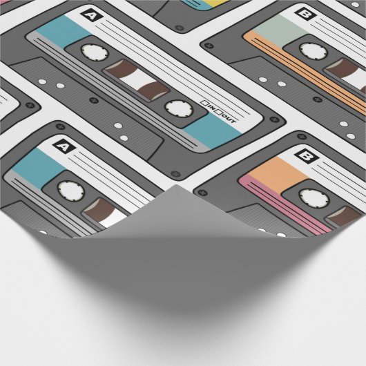 Seamless pattern with retro cassette tapes in dood cadeaupapier (Hoek)
