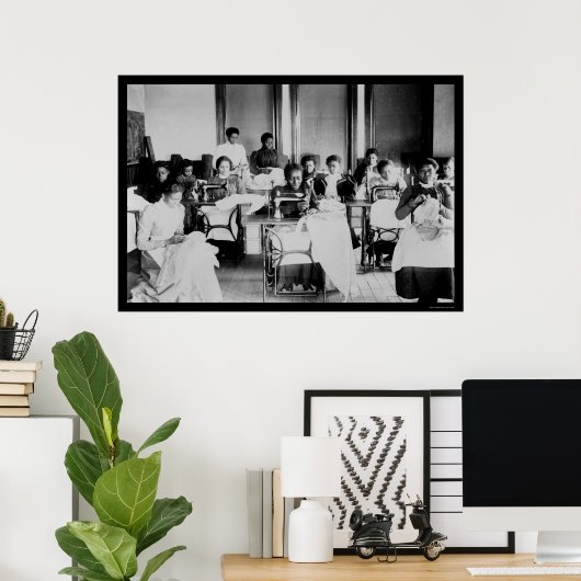 Seamstress African American 1900 Poster (Thuiskantoor)