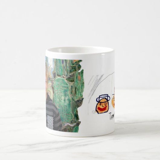 Sean Loder Mok (Center)