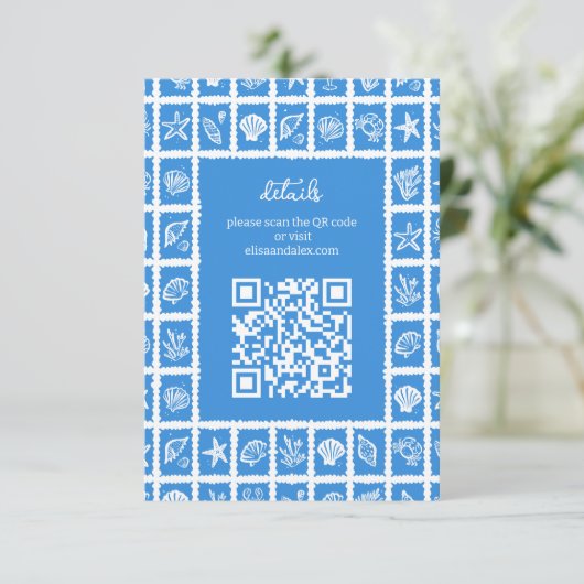 Seashell Grid Beach Wedding AANGEPASTE QR-code Informatiekaartje (Staand voorkant)