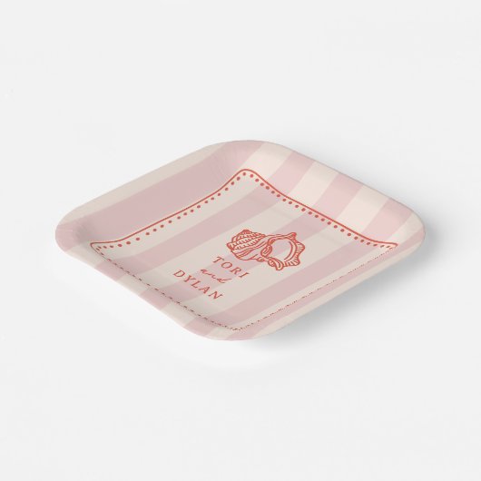 Seashell roze gestreept tropisch strand bruiloft papieren bordje (Gebogen)