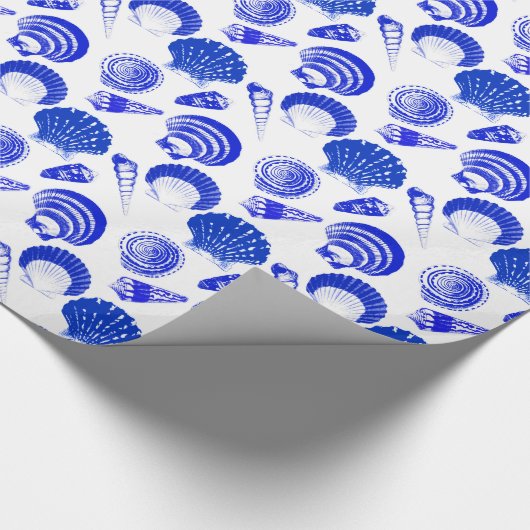 Seashells - kobalt blauw op een witte achtergrond cadeaupapier (Hoek)