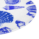 Seashells - kobalt blauw op een witte achtergrond snijplank (Hoek)
