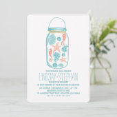 Seashells mason jar strand bruiloft uitnodigingen (Staand voorkant)