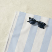 Seashells & Wedding Bells Gestreepte Bachelorette Strandlaken (In situ)