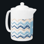 Seashore Scribble ZigZag Theepot<br><div class="desc">Helderheid en Cheery 2013-kleuren in deze Seashore Scribble ZigZag Chevron design - aangepast voor de kleuren Trendy 2013 - Dusk blue,  Tidal en Monaco Blue</div>