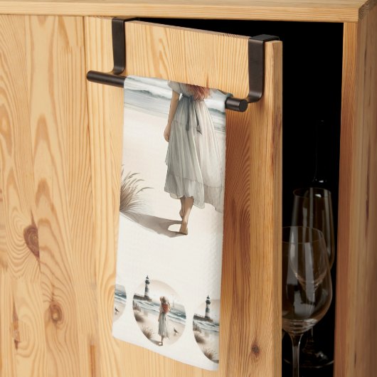 Seaside Lighthouse Stroll Theedoek (Derde Gevouwen)