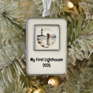 Seaside Lighthouse Stroll Verzilverd Omlijst Ornament