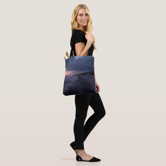 Seaside Twilight Tote Bag (Op model)