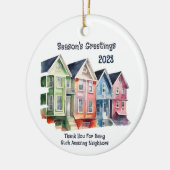 Season's Greetings 2023 Round Metal Keramisch Ornament (Links)