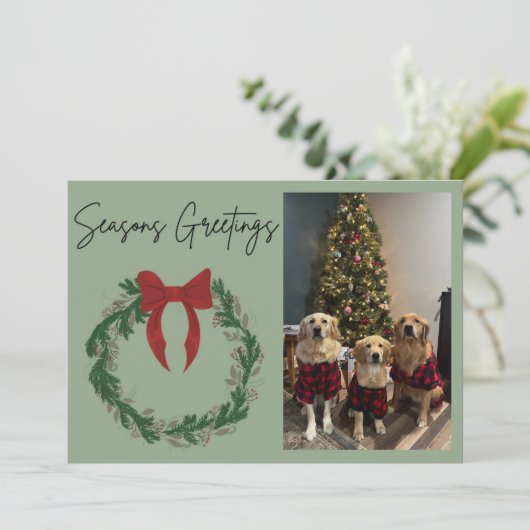 Seasons Greetings Wreath Photo Card Feestdagenkaart (Staand voorkant)