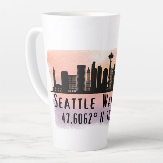 Seattle City Skyline Latitude en Lengtegraad Latte Mok (Linkerhoek)