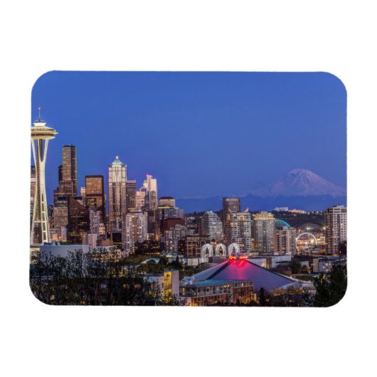 Seattle, Downtown en Mt. Rainier in de schemering Magneet (Horizontaal)
