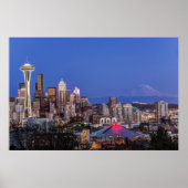 Seattle, Downtown en Mt. Rainier in Twilight Poster (Voorkant)
