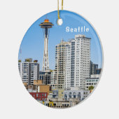 Seattle Skyline met Mt. Rainier over de haven, Keramisch Ornament (Links)