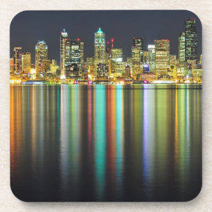 Seattle skyline 's nachts met reflectie bier onderzetter