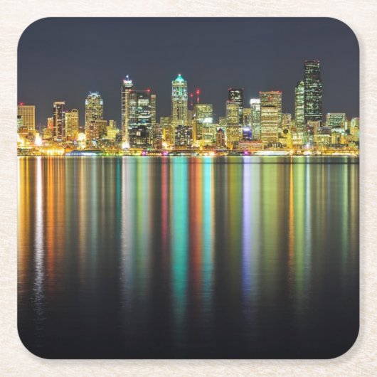 Seattle skyline 's nachts met reflectie kartonnen onderzetters (Voorkant)