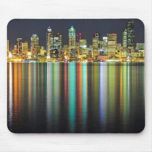 Seattle skyline 's nachts met reflectie muismat (Voorkant)