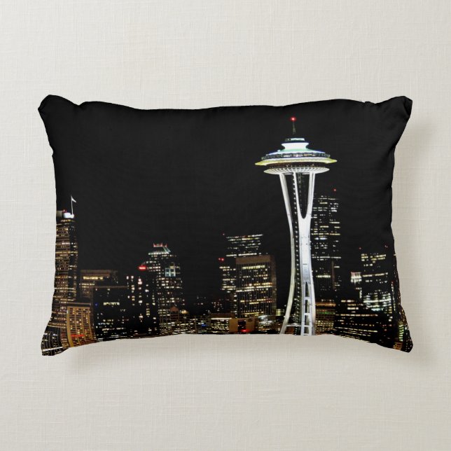 Seattle skyline 's nachts, met Space Needle. Accent Kussen (Voorkant)