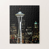 Seattle skyline 's nachts, met Space Needle. Legpuzzel (Verticaal)