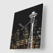 Seattle skyline 's nachts, met Space Needle. Vierkante Klok (Hoek)