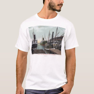 Seattle, WashingtonView of the Dock and Ships T-shirt