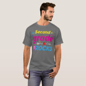 Second Grade Rocks Backo School 2nd Graders funny T-shirt (Voorkant volledig)