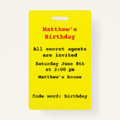 "Secret Agent/Spy Birthday" nodigt badges uit (Achterkant)