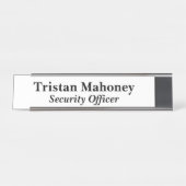 Security Officer White Bureau Naambordje (Voorkant)