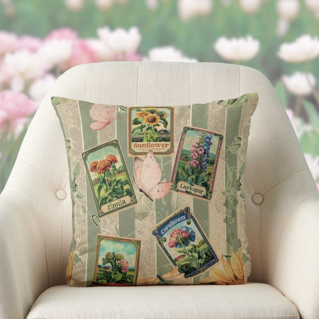 Seed Packet Vintage Sage Stripes Velvety Look Kussen (Creator heeft geüpload)