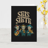 Seis Siete Mexican 67 Grappige Schedel Grafisch  Kaart (Gele Bloem)