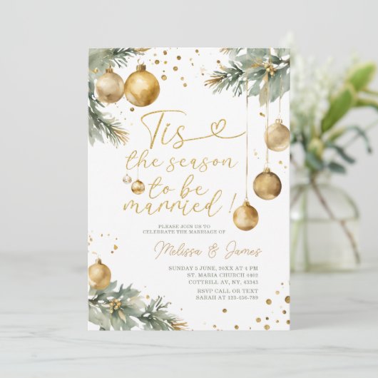 Seizoen om te trouwen Gold Bauble Christmas Weddin Kaart (Staand voorkant)