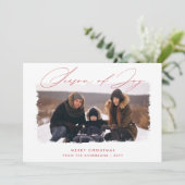 Seizoen van Joy Red Script Familiefoto Kerstmis Feestdagenkaart (Staand voorkant)