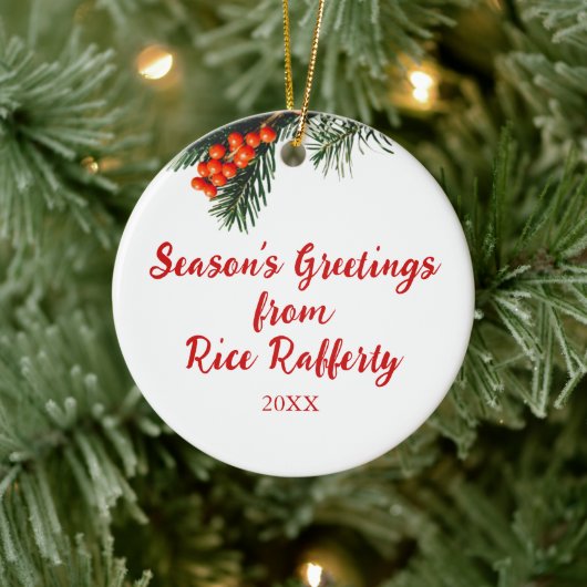 Seizoensgebonden bedrijf Pine Branch Berries Custo Keramisch Ornament (Boom)