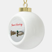 Seizoensgroeten - Mallards Keramische Bal Ornament (Rechts)