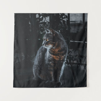 SELECTIEVE FOCUS VAN SILVER TABBY CAT WANDKLEED