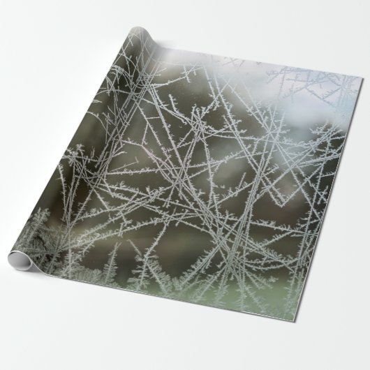 Selectieve focus van sneeuwvlokken cadeaupapier (Uitgerold)