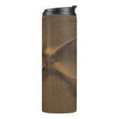 Selective focus photography of sand thermosbeker (Gedraaid links)