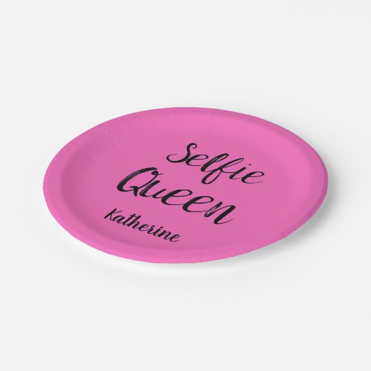 Selfie Queen Naam Gepersonaliseerde Fuchsia Hot Pi Papieren Bordje (Gekanteld)
