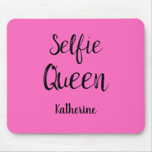 Selfie Queen Name Personalized Fuchsia Hot Pink Muismat
