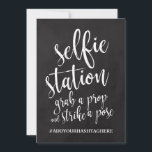 Selfie Station Krijtbord Betaalbaar Bord<br><div class="desc">Een elegant, geavanceerd trouwbord, met de tekst "selfie station, pak een prop en sla een pose" in een extraverte script lettertype, de borsteltextuur voegt een spontaan en speels gevoel toe. De achtergrondkleur kan worden gepersonaliseerd volgens uw behoeften en voorkeuren, neem contact met me op als u een speciale vraag heeft....</div>