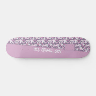 Semi Camouflage Grijs en Roze Uw Tekst Persoonlijk Skateboard