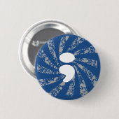 Semicolon op grijze stralen ronde button 5,7 cm (Voorkant /achterkant)