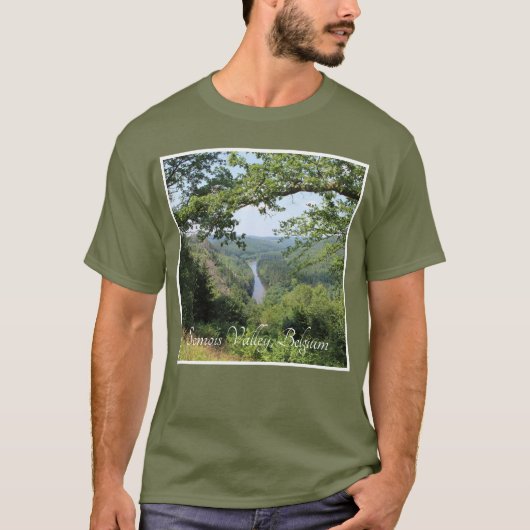 Semois Valley Uitzicht, Ardennes, België T-shirt (Voorkant)