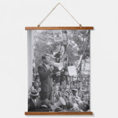 Sen. Robert Kennedy Campagne voor Amerikaans Presi Hangend Wandkleed (Voorkant)